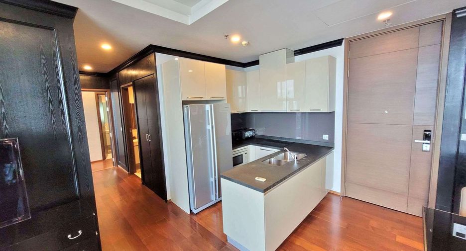 Wohnung zur Miete und zum Kauf mit 2 Zimmer in Watthana, Bangkok