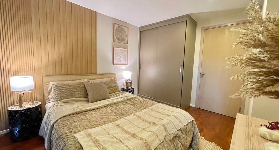 For rent and for sale 2 bedrooms condo in Khlong Toei, Bangkok