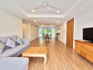 À louer 3 chambres condo à Sathon, Bangkok