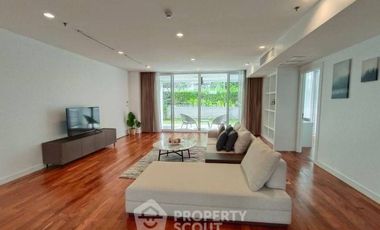 For rent 4 bedrooms apartment in Watthana, Bangkok