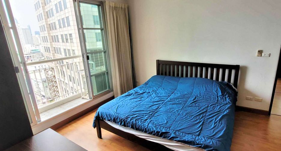 For rent 3 bedrooms condo in Khlong Toei, Bangkok