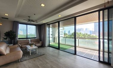 Condo en alquiler de 3 habitaciones en Pathum Wan, Bangkok