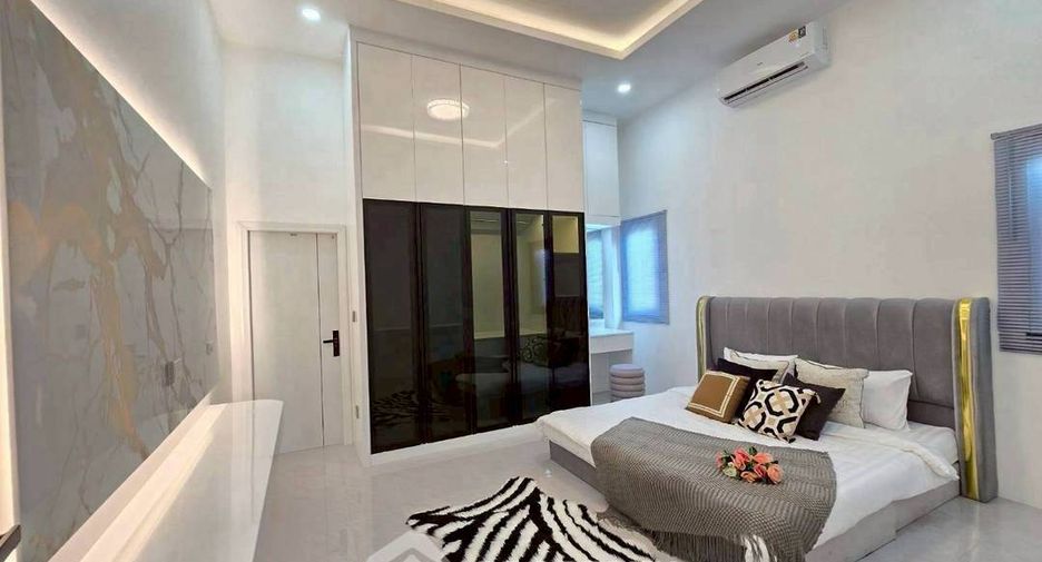 For rent 3 bedrooms house in East Pattaya, Pattaya