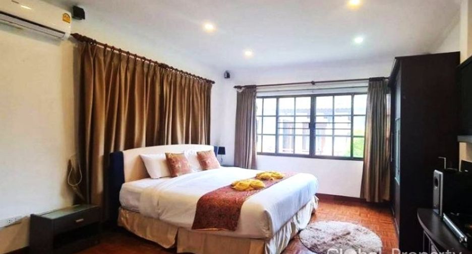 For sale 7 bedrooms house in East Pattaya, Pattaya