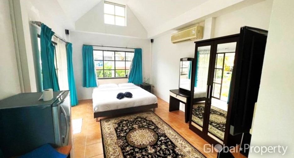 For sale 7 bedrooms house in East Pattaya, Pattaya