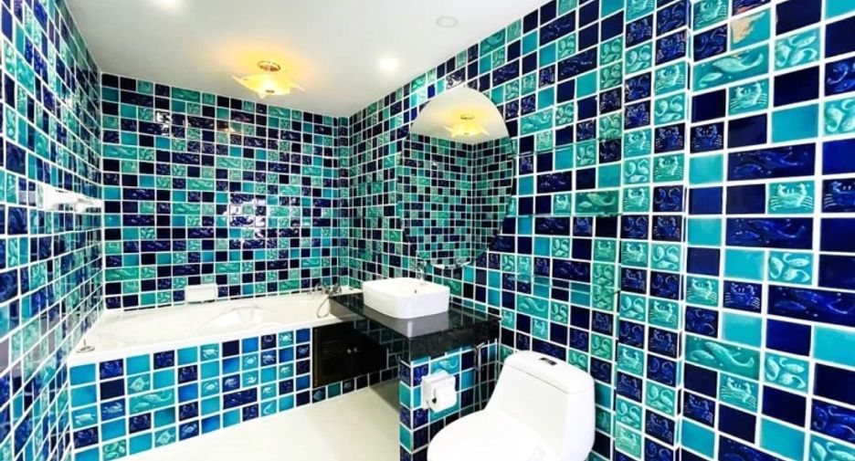 For sale 7 bedrooms house in East Pattaya, Pattaya