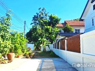 For sale 5 bedrooms house in Bang Lamung, Chonburi