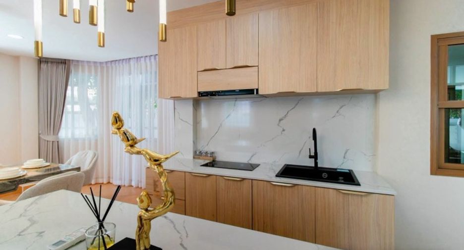 Haus zum Kauf mit 4 Zimmer in East Pattaya, Pattaya