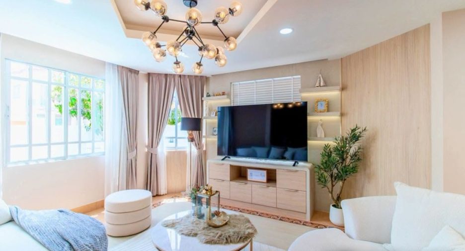 Haus zum Kauf mit 4 Zimmer in East Pattaya, Pattaya