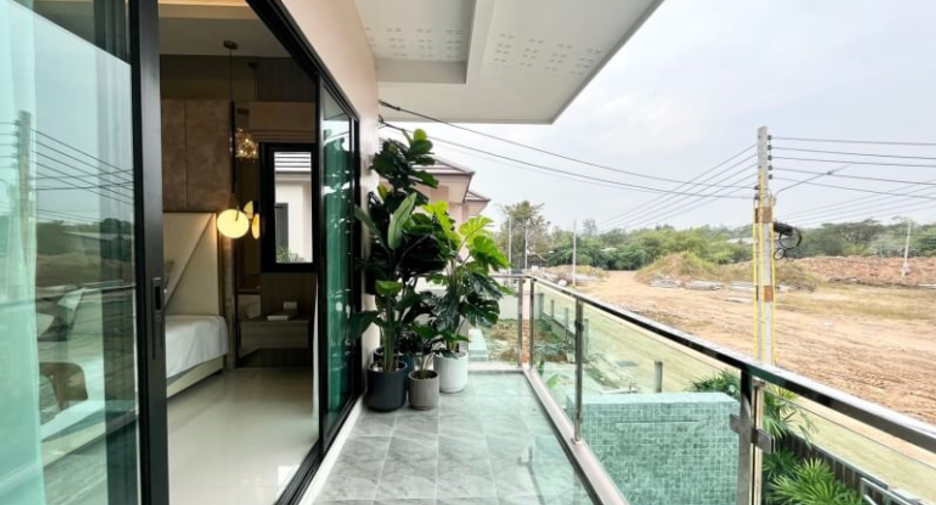 À vendre 5 chambres maison à East Pattaya, Pattaya