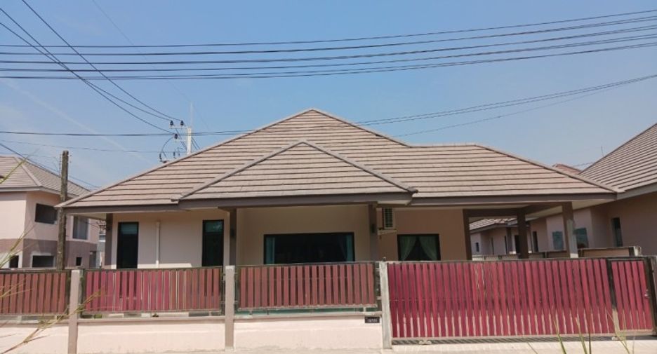 For sale 3 bedrooms house in East Pattaya, Pattaya