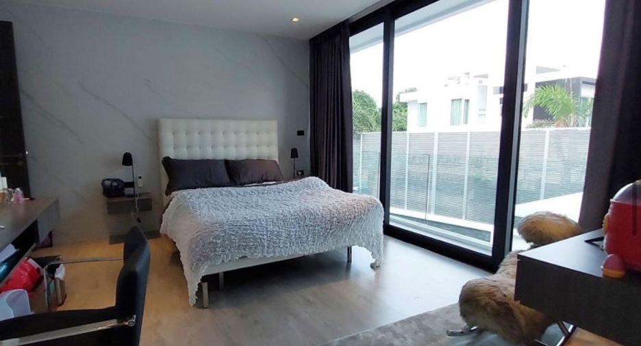 Haus zum Kauf mit 6 Zimmer in East Pattaya, Pattaya