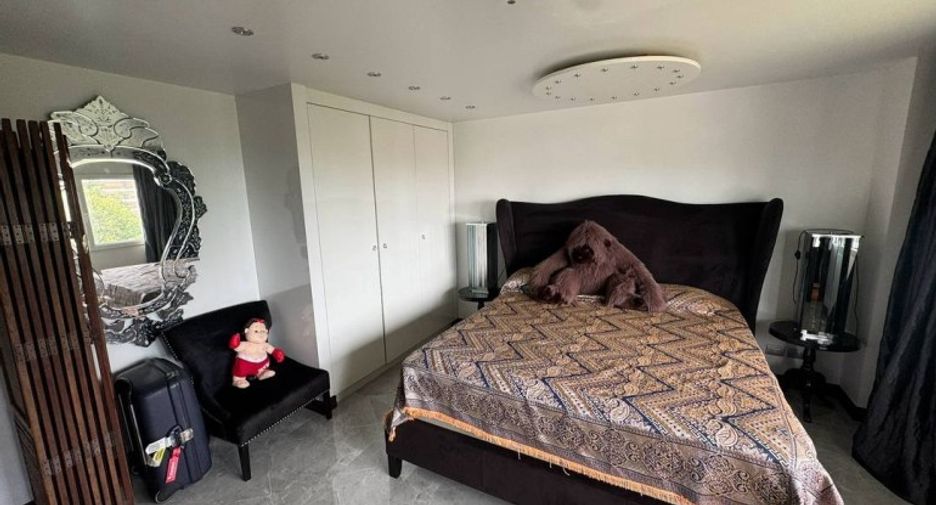 For sale 3 bedrooms condo in South Pattaya, Pattaya