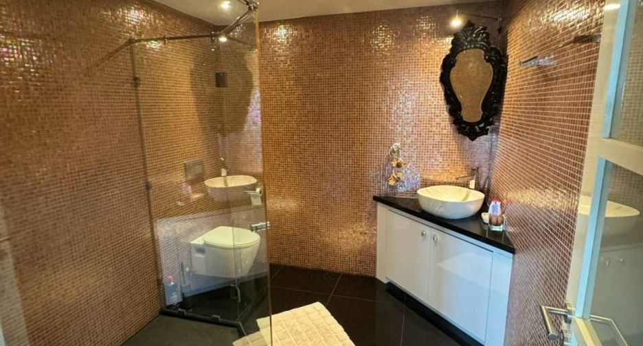 For sale 3 bedrooms condo in South Pattaya, Pattaya