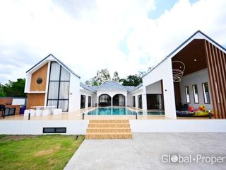 Продажа 4 спальни дом в Банг Ламунг, Чонбури