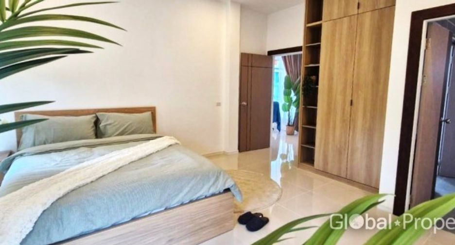 For sale 3 bedrooms house in East Pattaya, Pattaya