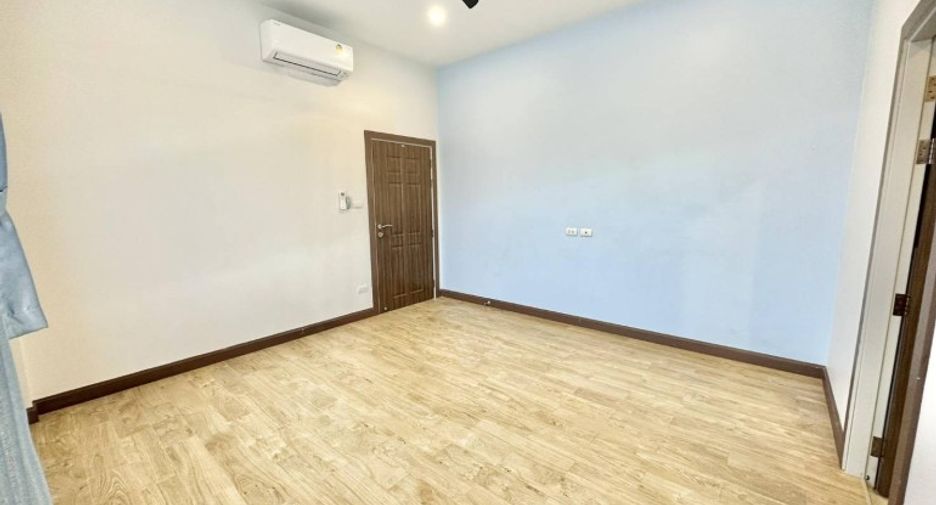 Haus zum Kauf mit 6 Zimmer in Huay Yai, Pattaya