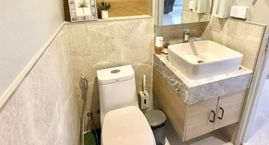 Haus zum Kauf mit 6 Zimmer in Huay Yai, Pattaya