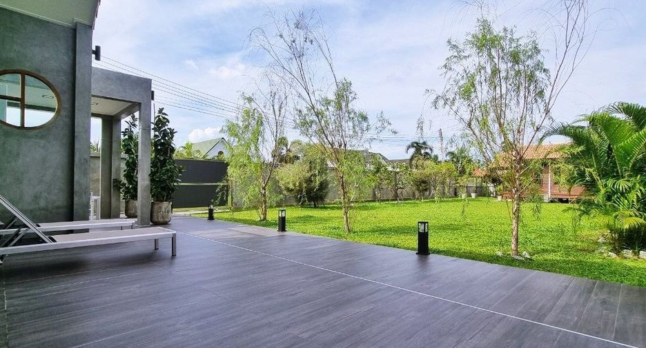 For sale 3 bedrooms house in East Pattaya, Pattaya