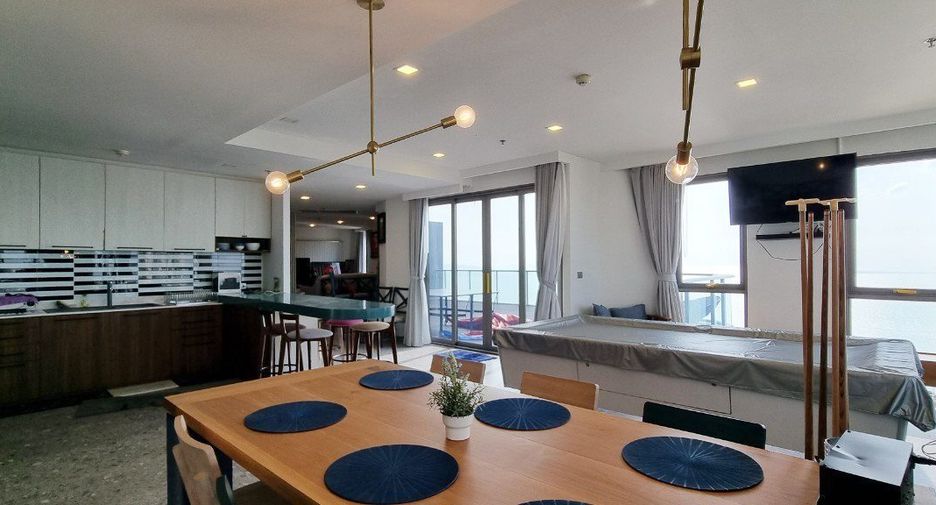 For sale 3 bedrooms condo in Jomtien, Pattaya