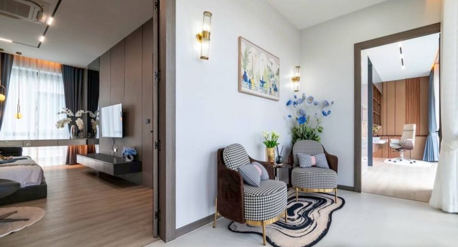 For sale 5 bedrooms house in East Pattaya, Pattaya