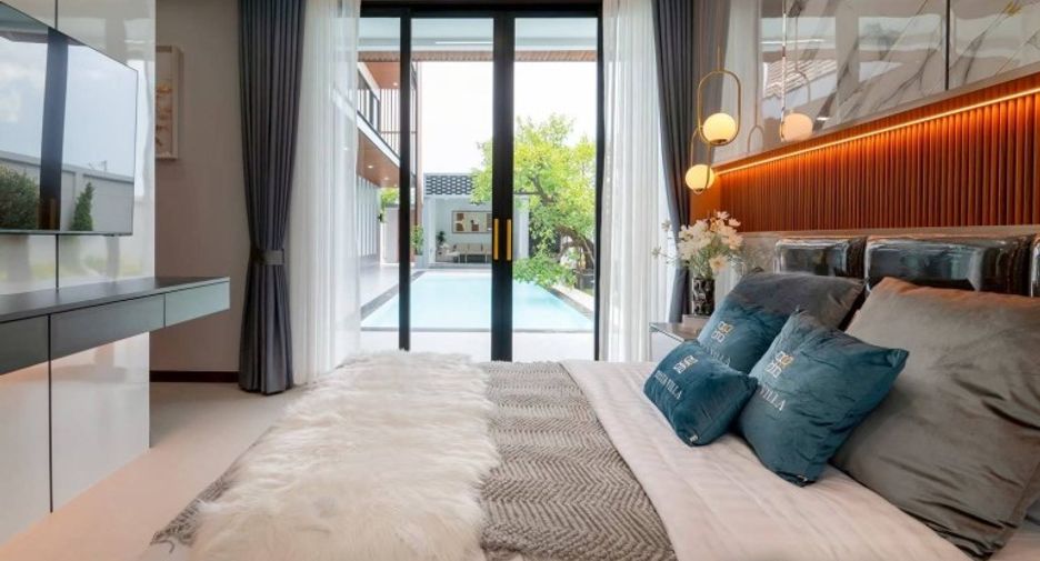 For sale 5 bedrooms house in East Pattaya, Pattaya