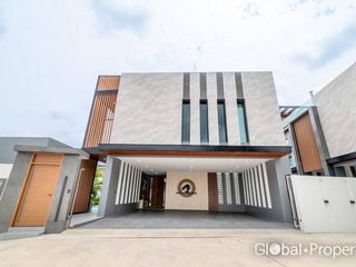For sale 5 bedrooms house in Bang Lamung, Chonburi