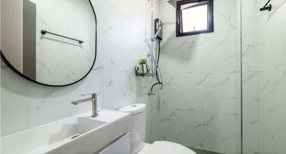 For sale 5 bedrooms house in East Pattaya, Pattaya