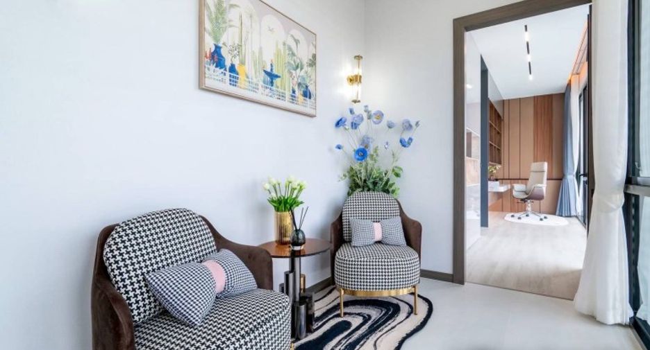 For sale 5 bedrooms house in East Pattaya, Pattaya