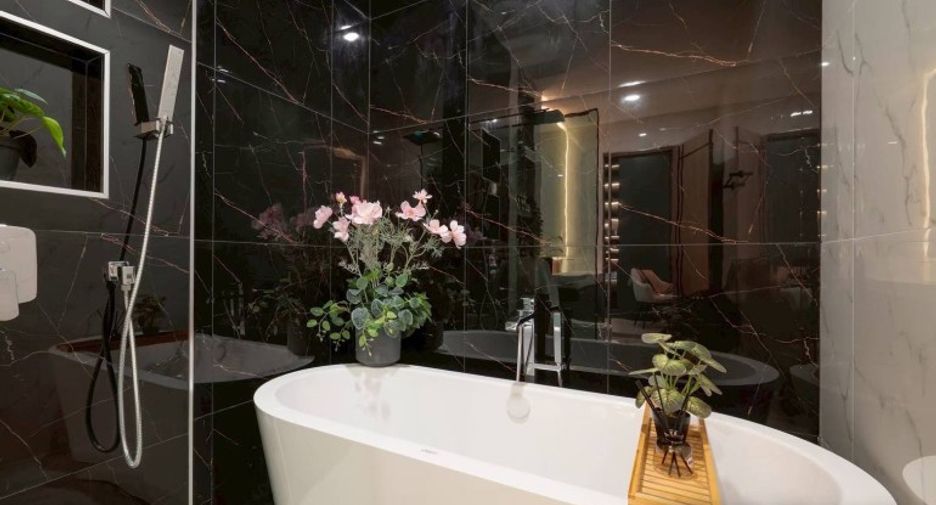 For sale 5 bedrooms house in East Pattaya, Pattaya