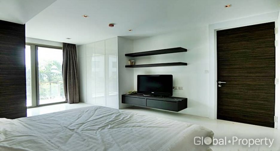 For sale 3 bedrooms condo in North Pattaya, Pattaya
