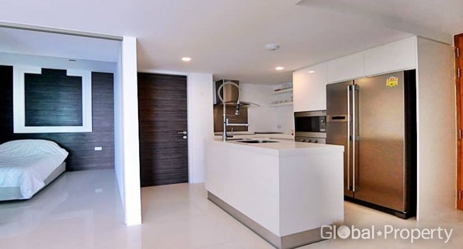 For sale 3 bedrooms condo in North Pattaya, Pattaya