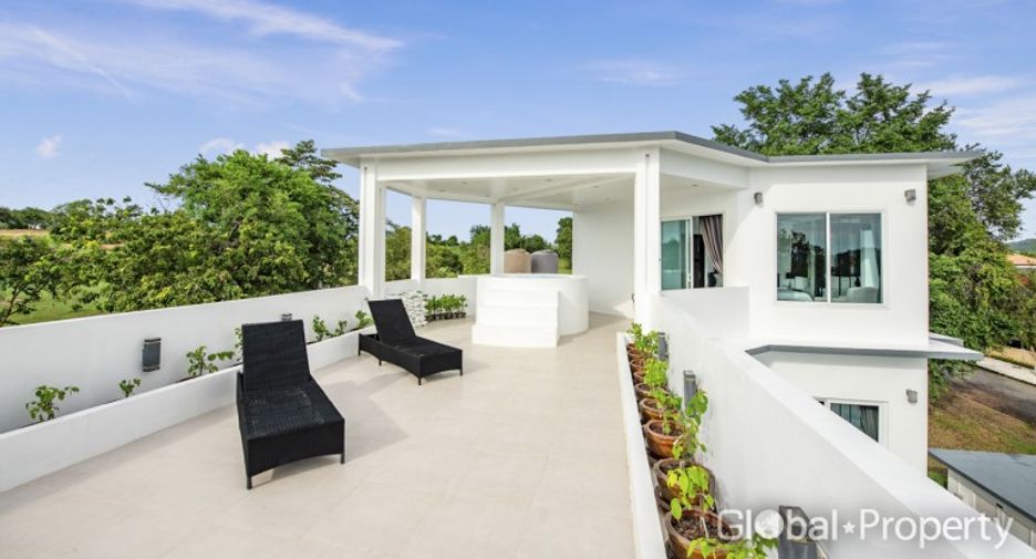 Продажа 4 спальни дом в Huay Yai, Паттайя