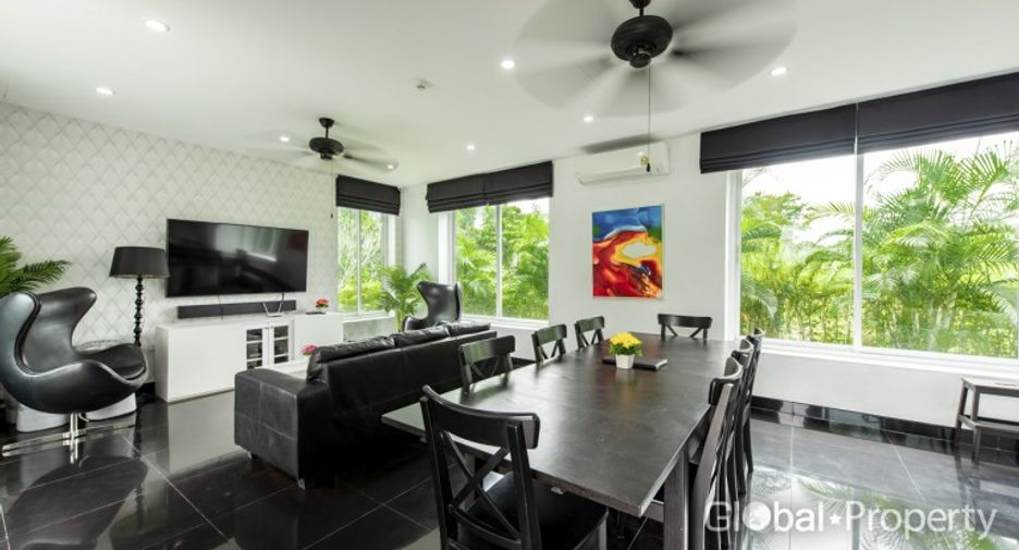 Продажа 4 спальни дом в Huay Yai, Паттайя