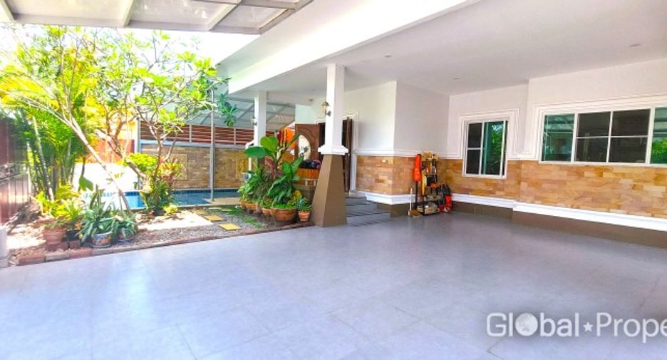 À vendre 3 chambres maison à East Pattaya, Pattaya