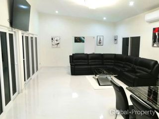 Casa en venta de 3 habitaciones en Bang Lamung, Chonburi