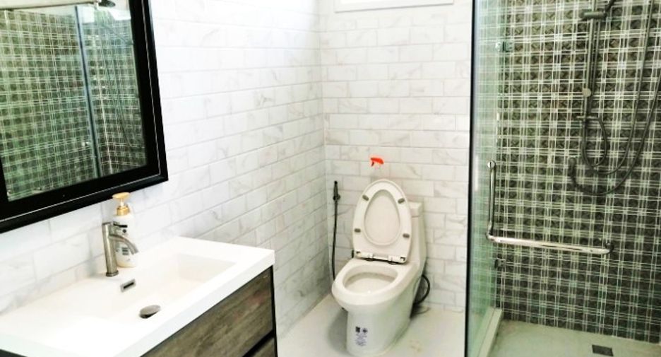 À vendre 3 chambres maison à East Pattaya, Pattaya