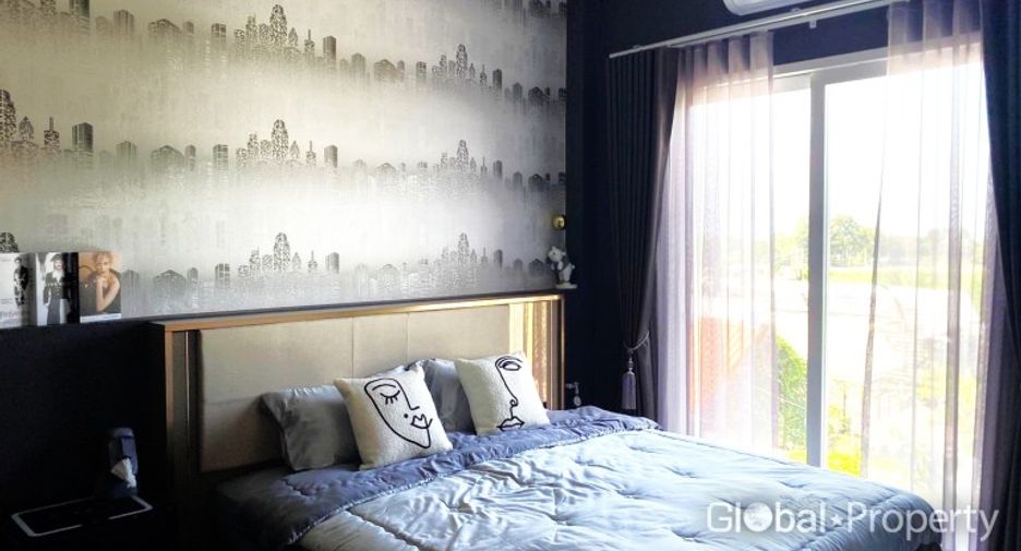 For sale 4 bedrooms house in Mueang Chon Buri, Chonburi