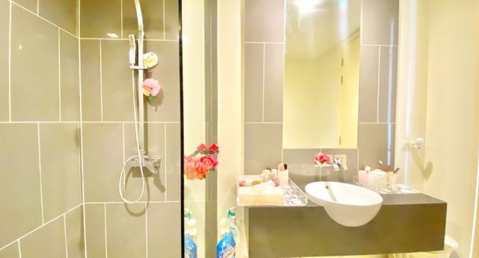 For sale 2 bedrooms condo in North Pattaya, Pattaya