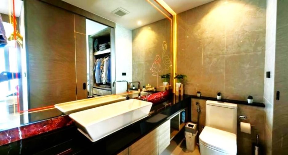 Condo en venta de 2 habitaciones en Jomtien, Pattaya
