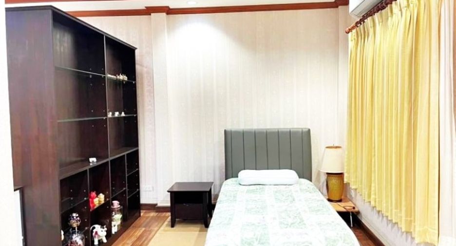 For sale 5 bedrooms house in East Pattaya, Pattaya