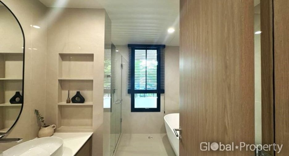 For sale 1 bed condo in Central Pattaya, Pattaya