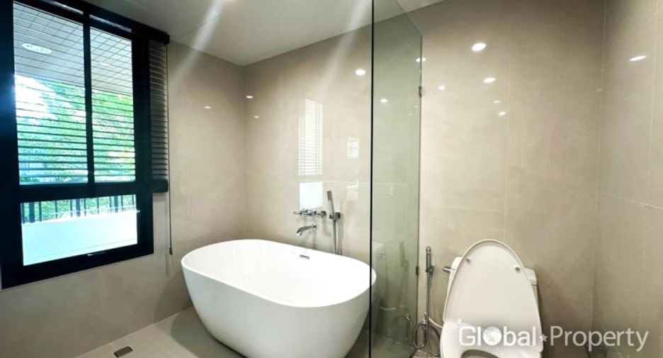 For sale 1 bed condo in Central Pattaya, Pattaya