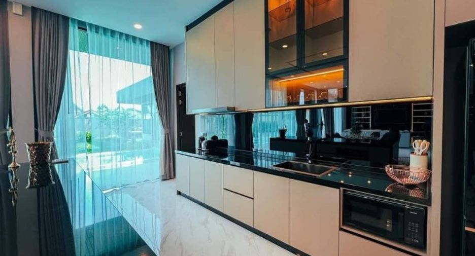 ขาย 5 ห้องนอน บ้านเดี่ยว ใน พัทยาตะวันออก, พัทยา