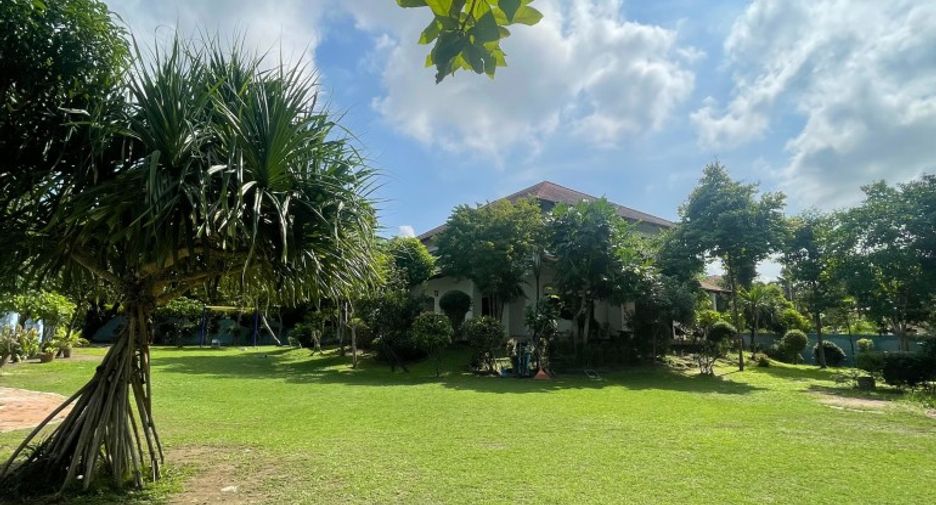 For sale 6 bedrooms house in East Pattaya, Pattaya