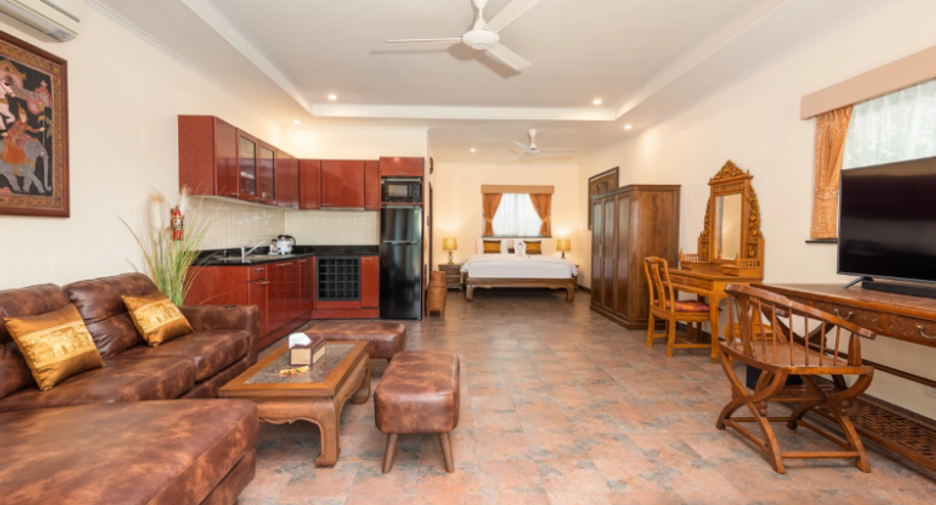 Haus zum Kauf mit 6 Zimmer in Huay Yai, Pattaya