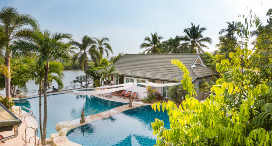 Haus zum Kauf mit 6 Zimmer in Huay Yai, Pattaya
