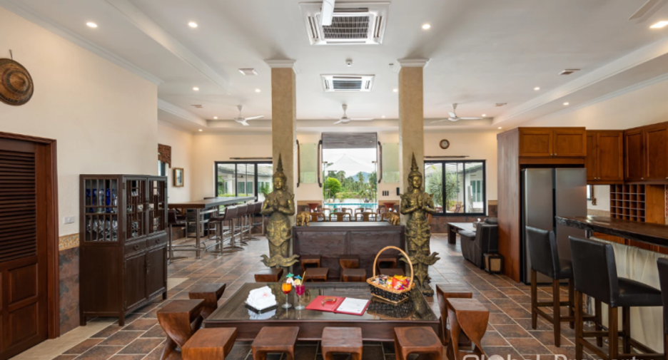 Haus zum Kauf mit 6 Zimmer in Huay Yai, Pattaya