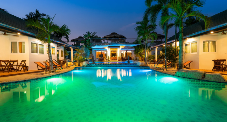 Haus zum Kauf mit 6 Zimmer in Huay Yai, Pattaya