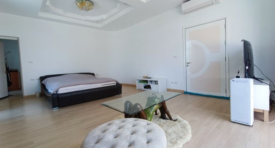 À vendre 6 chambres maison à East Pattaya, Pattaya